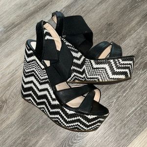 Wet Seal cute ..like new wedges great w/dress or jeans!!